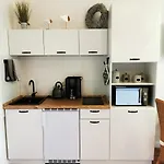 Sommerhaus Seidel - Mit Kostenlosem Parkplatz - Lejlighed Stralsund