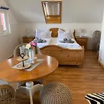 Sommerhaus Seidel - Mit Kostenlosem Parkplatz - Stralsund