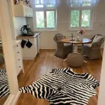 Sommerhaus Seidel - Mit Kostenlosem Parkplatz - Apartament Stralsund