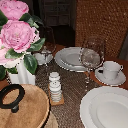 Sommerhaus Seidel - Mit Kostenlosem Parkplatz - Apartmán Stralsund