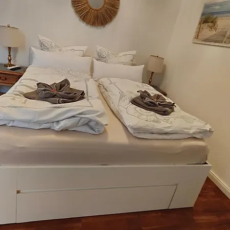 Sommerhaus Seidel - Mit Kostenlosem Parkplatz - Apartmán Stralsund